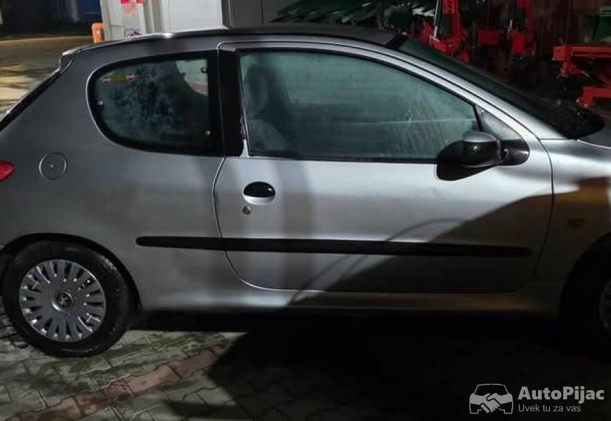 peugeot_206_19d_4_polovni_automobili_autopijac.rs