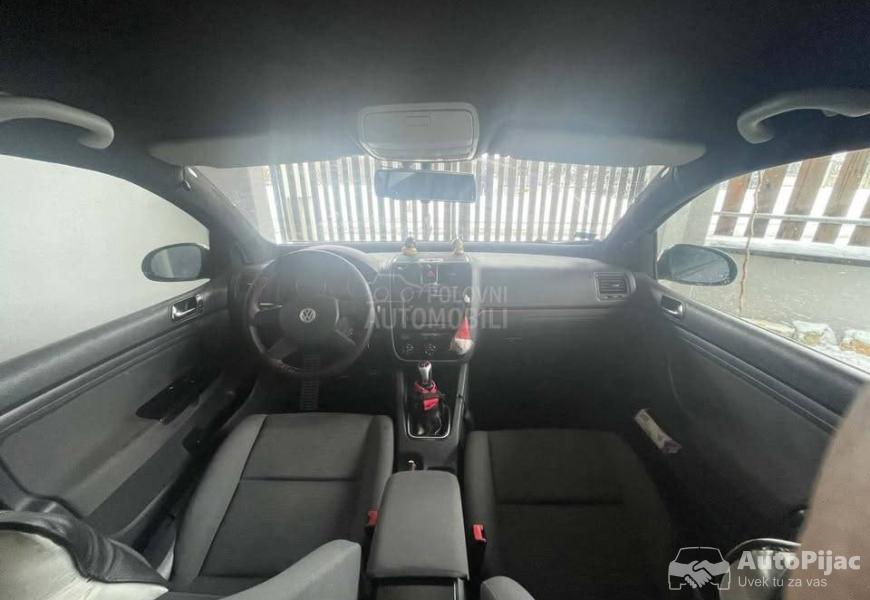 2004_volkswagen_golf_11_polovni_automobili_autopijac.rs