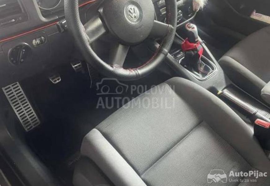 2004_volkswagen_golf_12_polovni_automobili_autopijac.rs