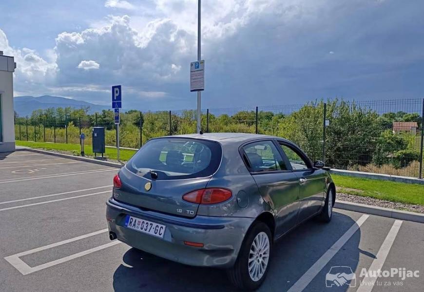 alfa_147_1_polovni_automobili_autopijac.rs
