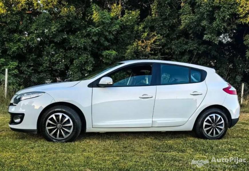2013_reno_megane_3_hatchback_5_polovni_automobili_autopijac.rs