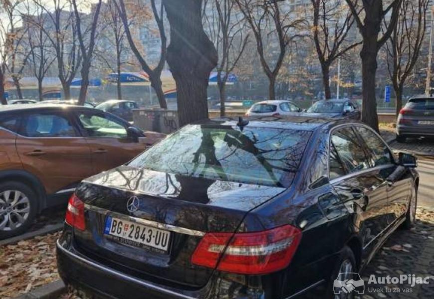 2011_mercedesbenz_eclass_6_polovni_automobili_autopijac.rs