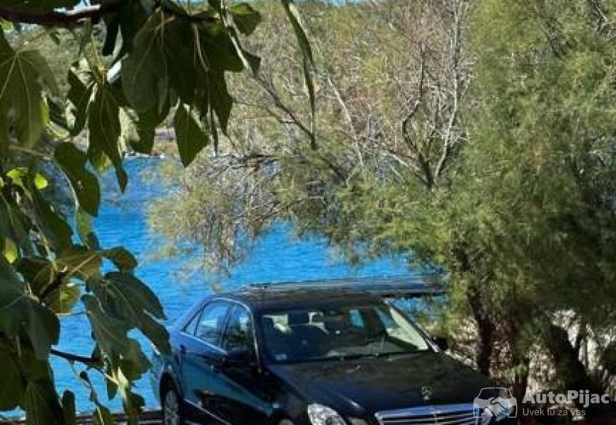 2011_mercedesbenz_eclass_8_polovni_automobili_autopijac.rs