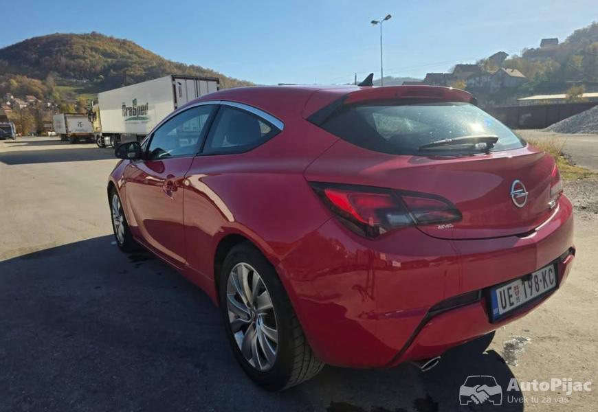2013_opel_astra_j_gtc_opc_line_10_polovni_automobili_autopijac.rs