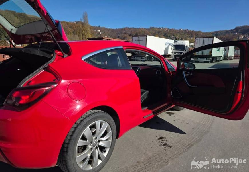 2013_opel_astra_j_gtc_opc_line_3_polovni_automobili_autopijac.rs
