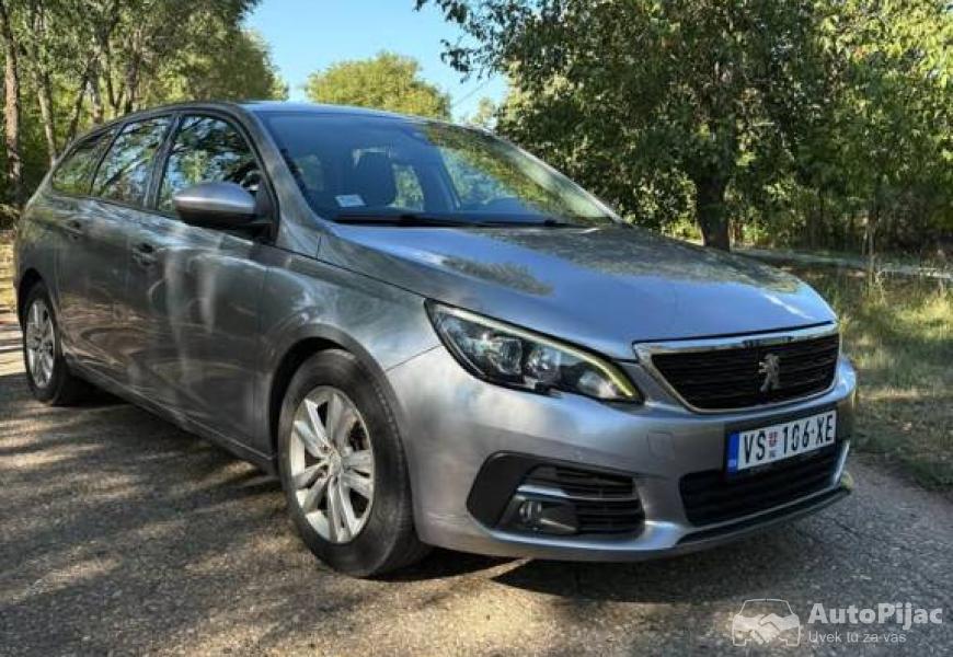 na_prodaju_2_polovni_automobili_autopijac.rs