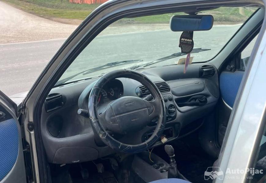 fiat_seicento_8_polovni_automobili_autopijac.rs