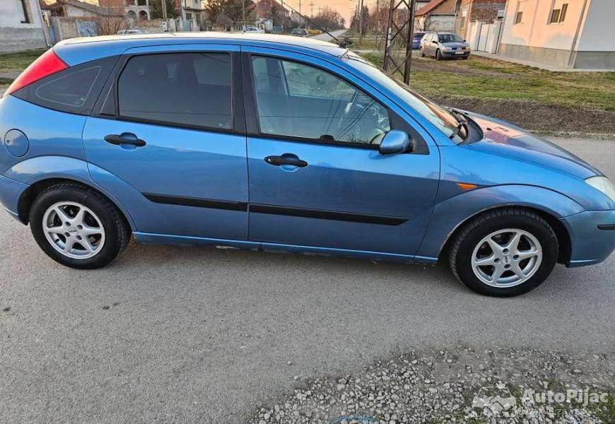 ford_fokus_cng_3_polovni_automobili_autopijac.rs