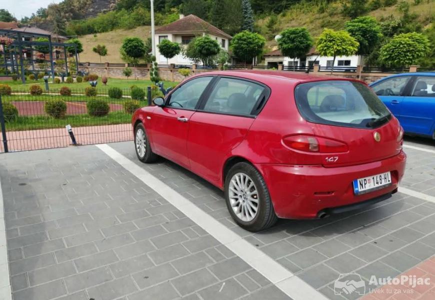 2007_alfa_romeo_147_2_polovni_automobili_autopijac.rs