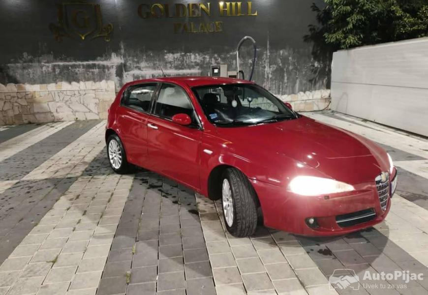 2007_alfa_romeo_147_5_polovni_automobili_autopijac.rs