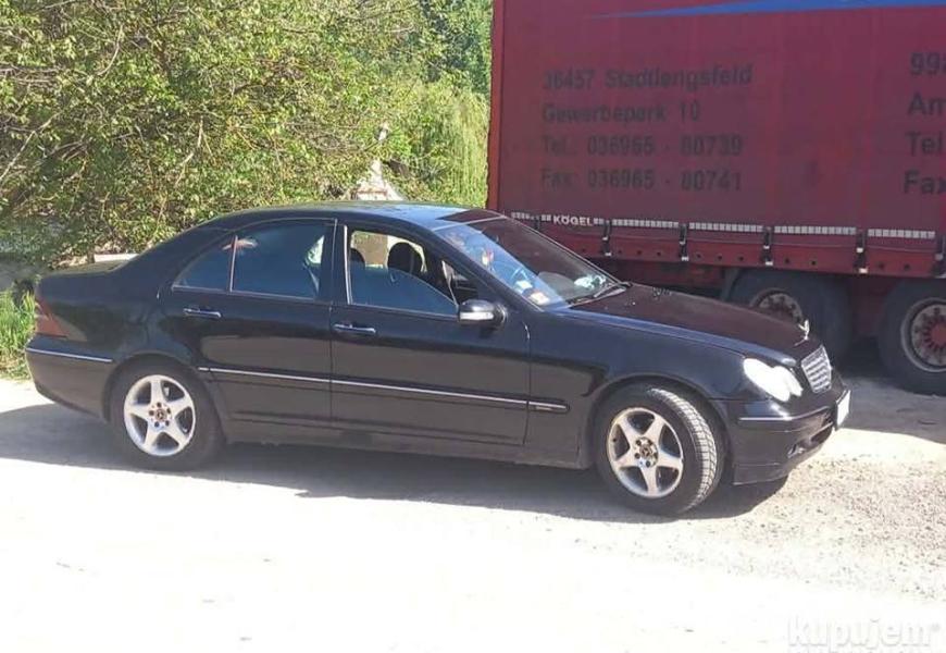 mercedes_c220_2003_godiste_regdo_8_meseca_3_polovni_automobili_autopijac.rs