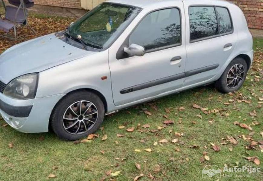 na_prodaju_reno_clio_15_dci_2001_3_polovni_automobili_autopijac.rs