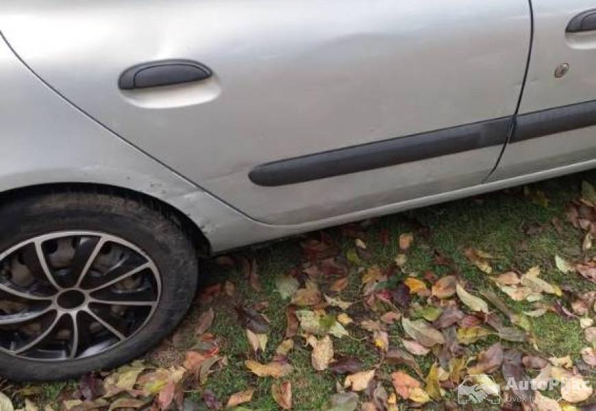 na_prodaju_reno_clio_15_dci_2001_8_polovni_automobili_autopijac.rs