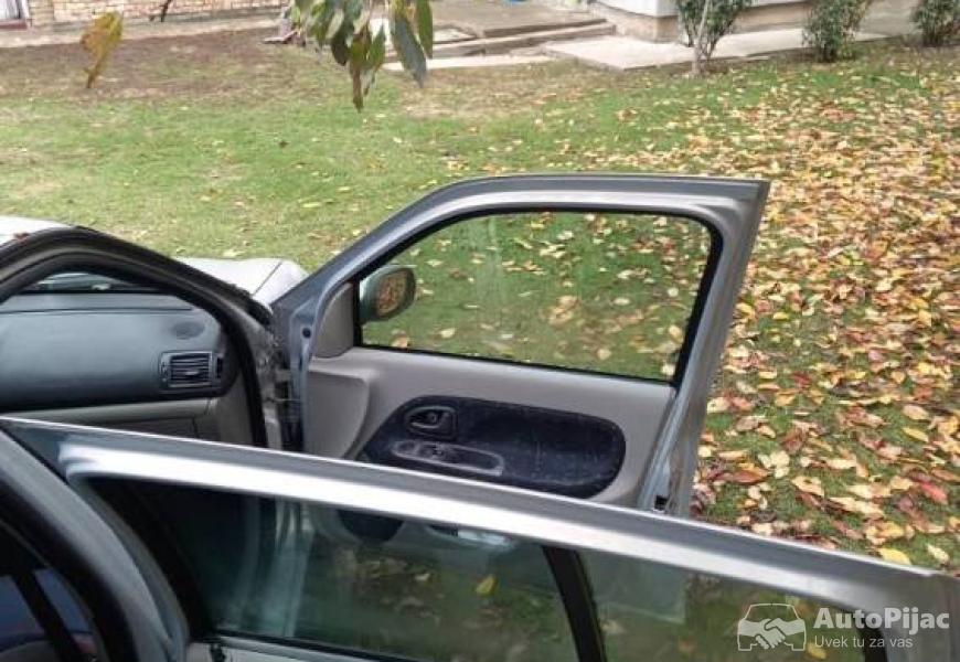 na_prodaju_reno_clio_15_dci_2001_9_polovni_automobili_autopijac.rs