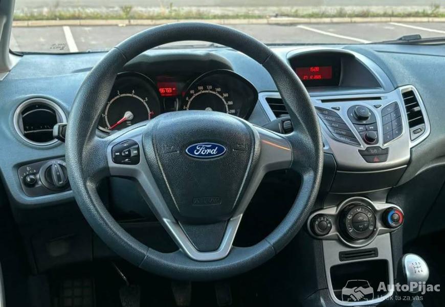 ford_fiesta_2011_14_polovni_automobili_autopijac.rs