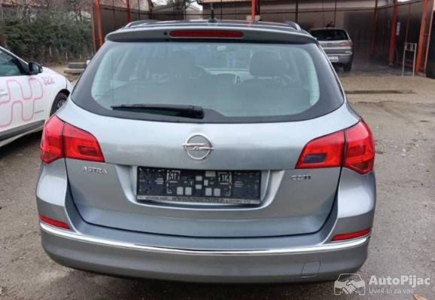 opel_astra_j_6_polovni_automobili_autopijac.rs