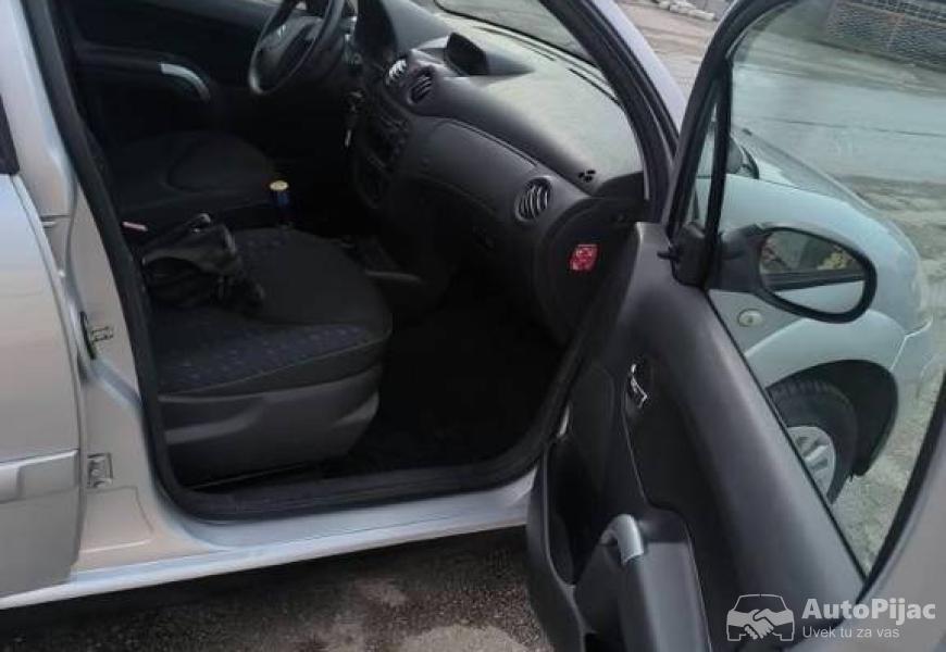 citroen_c3_12_benz_8_polovni_automobili_autopijac.rs