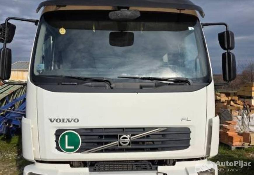 kamion_volvo_fl240_2_polovni_automobili_autopijac.rs