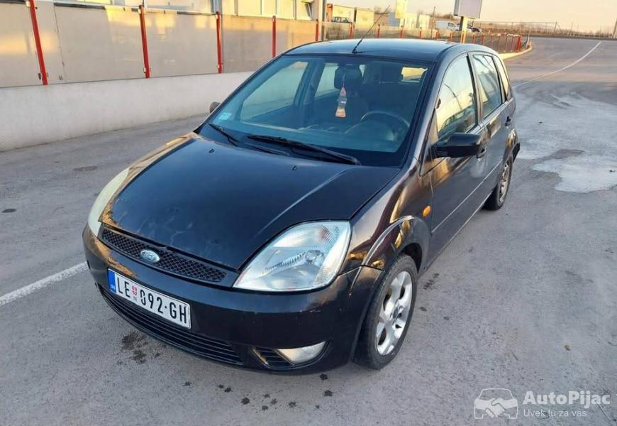 ford_fiesta_2004god_samo_1100_eura_125_benzin5_vra_3_polovni_automobili_autopijac.rs