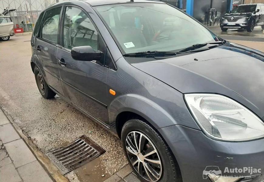 ford_fiesta_2003god_1250_eura_reg62026125_benzin55_1_polovni_automobili_autopijac.rs