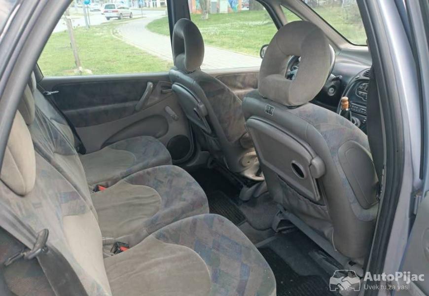 citroen_xsara_picaso_20_hdi_2001_reg_do_avgusta_10_polovni_automobili_autopijac.rs