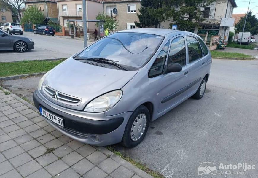 citroen_xsara_picaso_20_hdi_2001_reg_do_avgusta_5_polovni_automobili_autopijac.rs