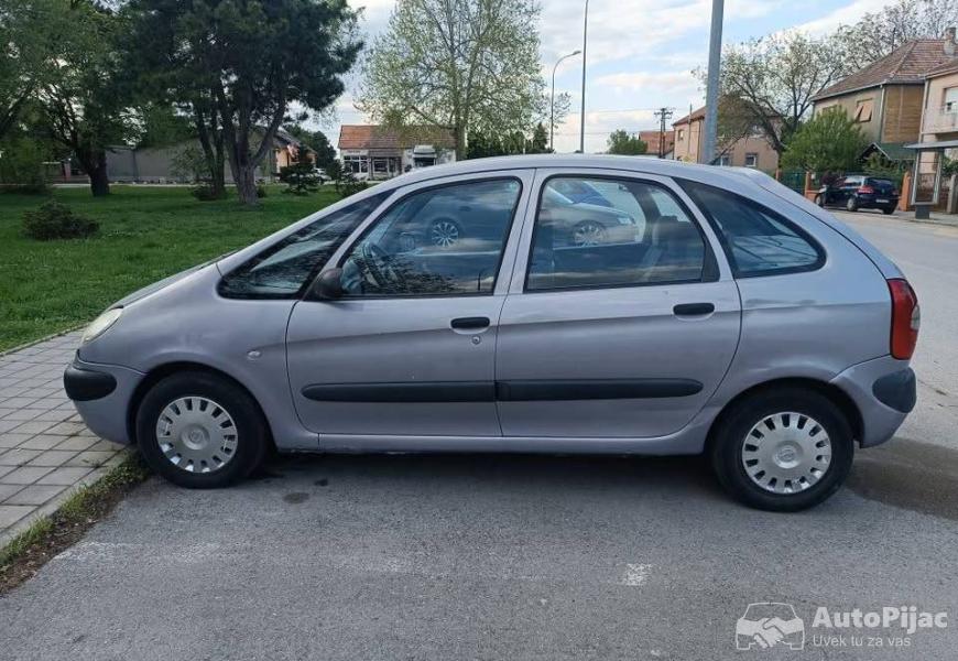 citroen_xsara_picaso_20_hdi_2001_reg_do_avgusta_6_polovni_automobili_autopijac.rs