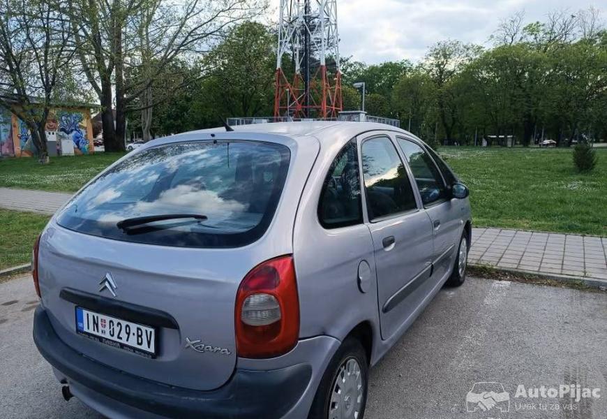 citroen_xsara_picaso_20_hdi_2001_reg_do_avgusta_8_polovni_automobili_autopijac.rs
