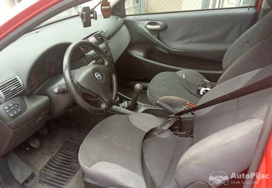 fiat_stilo_neregistrovan_u_voznom_stanju_4_polovni_automobili_autopijac.rs