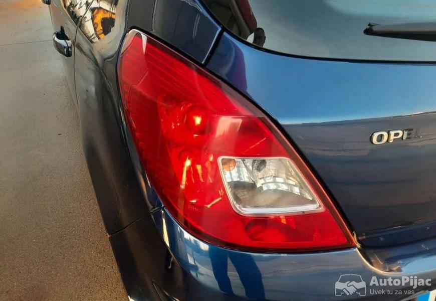 opel_corsa_d_2008god_12btng_atest_reg_22027hitnooo_9_polovni_automobili_autopijac.rs