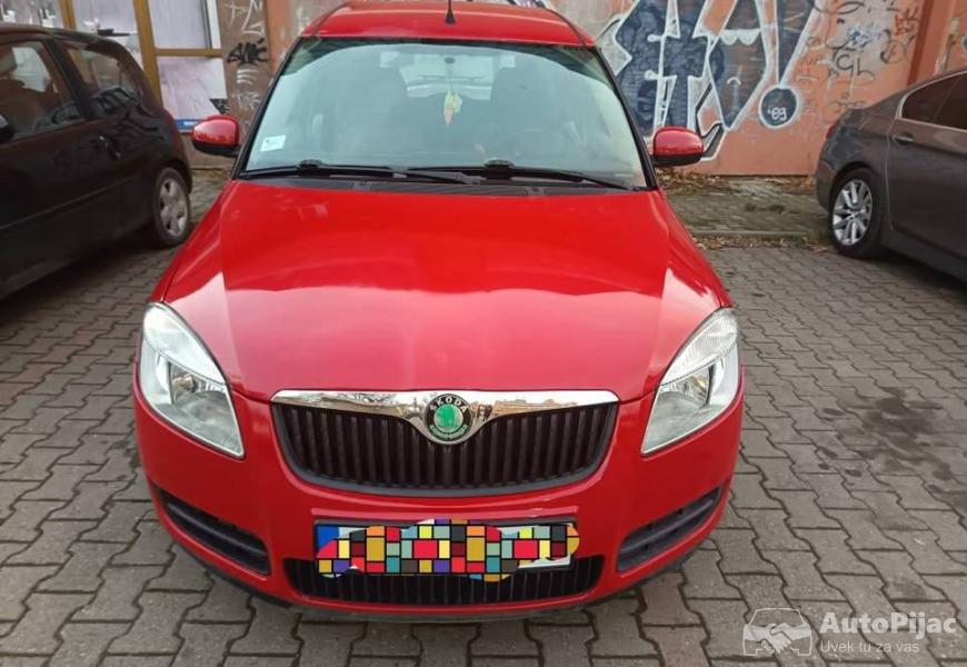 skoda_roomster_14_benzin_4_polovni_automobili_autopijac.rs