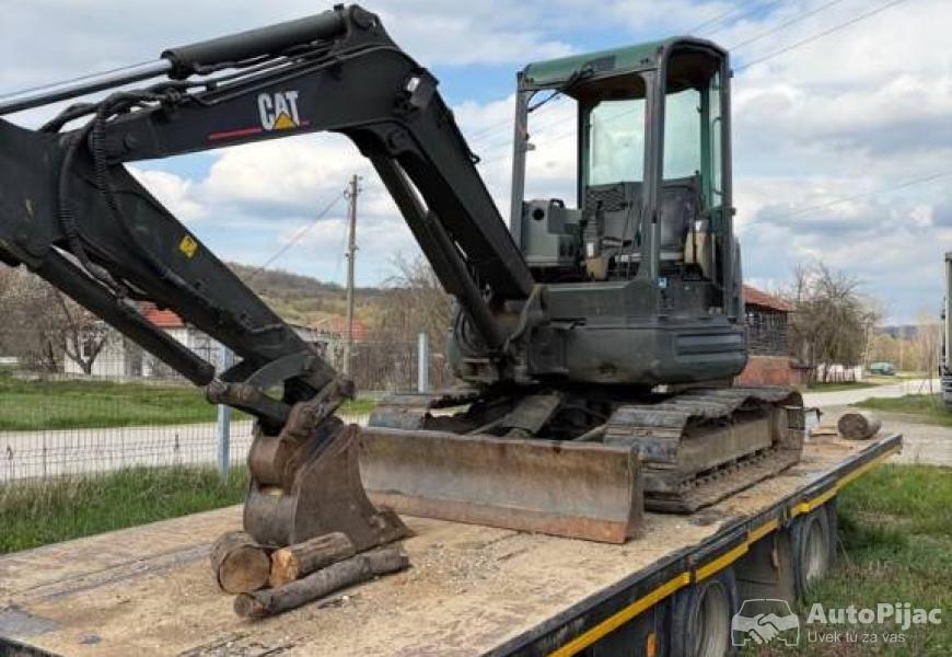 cat_305cr_5_polovni_automobili_autopijac.rs