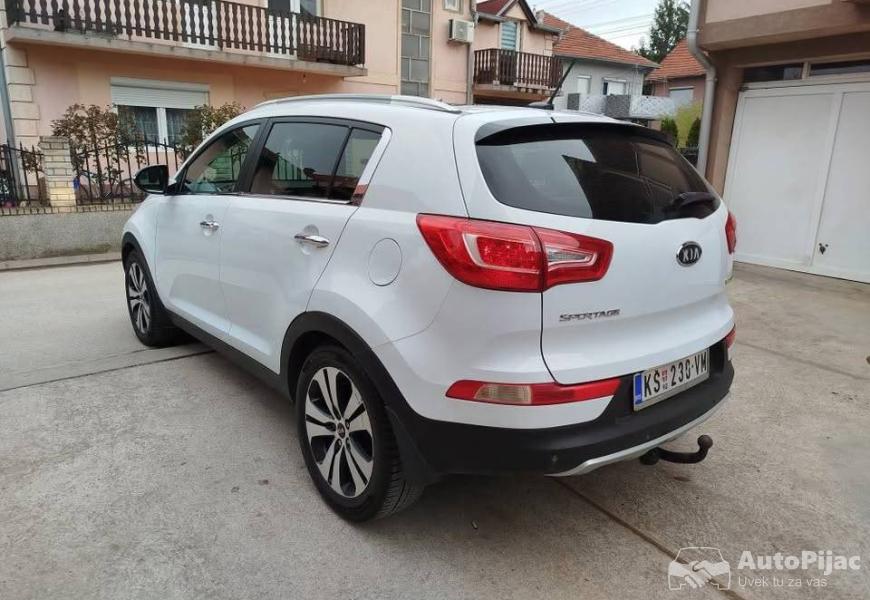 kia_sportage_17_diz_201011_god_reg_0327_servisi_no_10_polovni_automobili_autopijac.rs