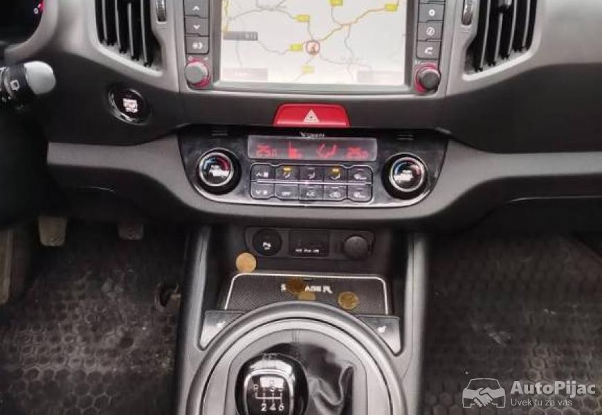 kia_sportage_17_diz_201011_god_reg_0327_servisi_no_12_polovni_automobili_autopijac.rs