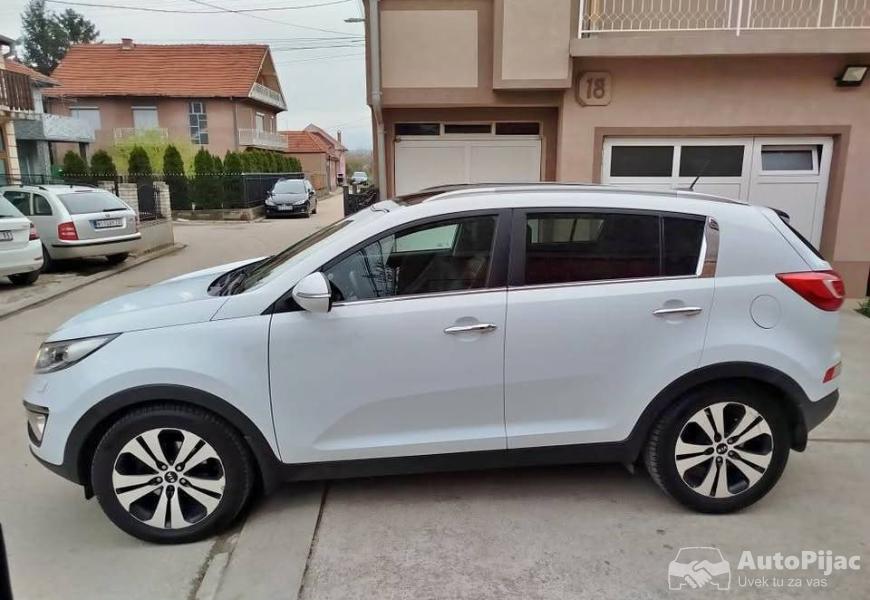 kia_sportage_17_diz_201011_god_reg_0327_servisi_no_1_polovni_automobili_autopijac.rs