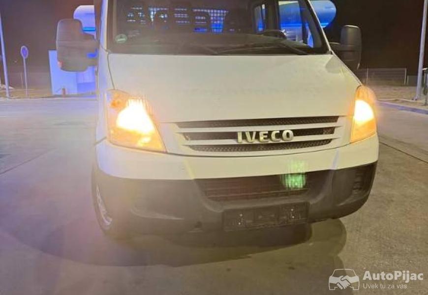 iveco_daily_23_2007_1_polovni_automobili_autopijac.rs