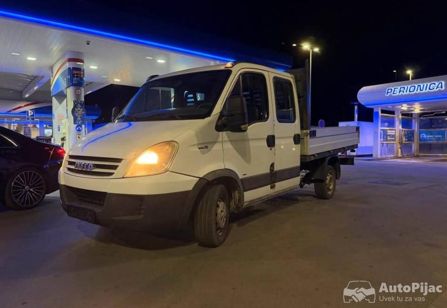 iveco_daily_23_2007_3_polovni_automobili_autopijac.rs