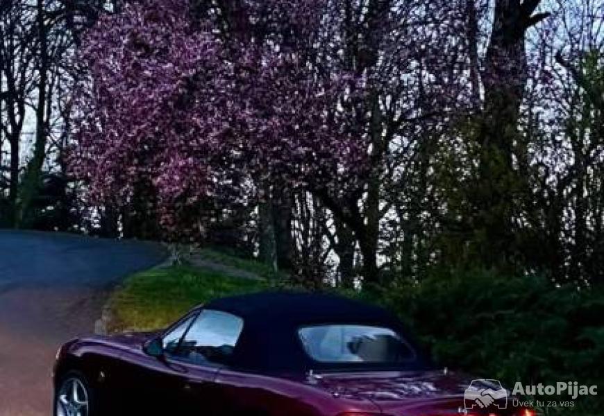2004_mazda_mx5_miata_3_polovni_automobili_autopijac.rs