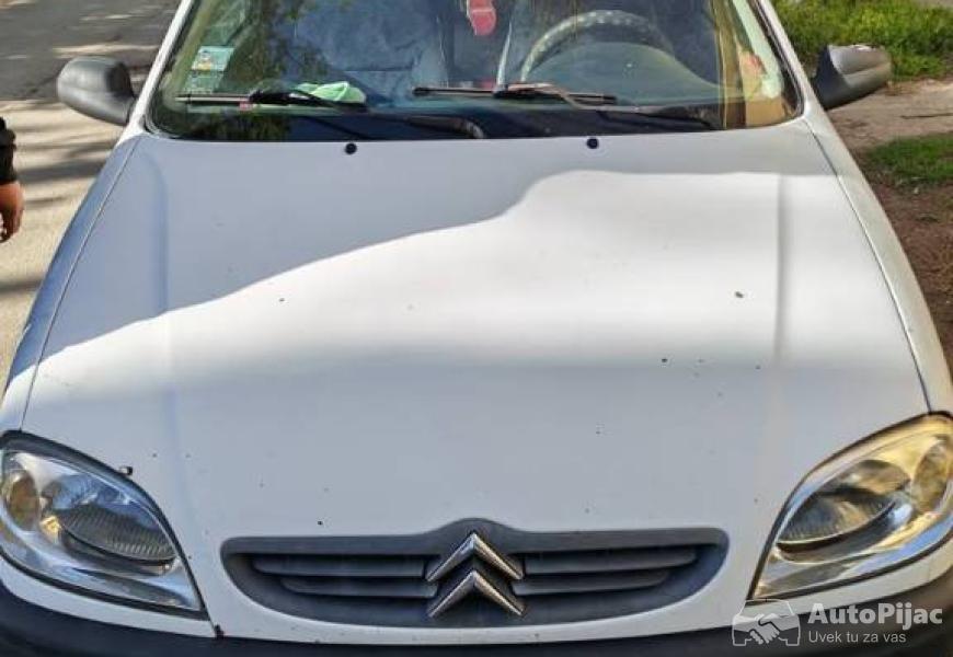 citroen_saxo_2_polovni_automobili_autopijac.rs