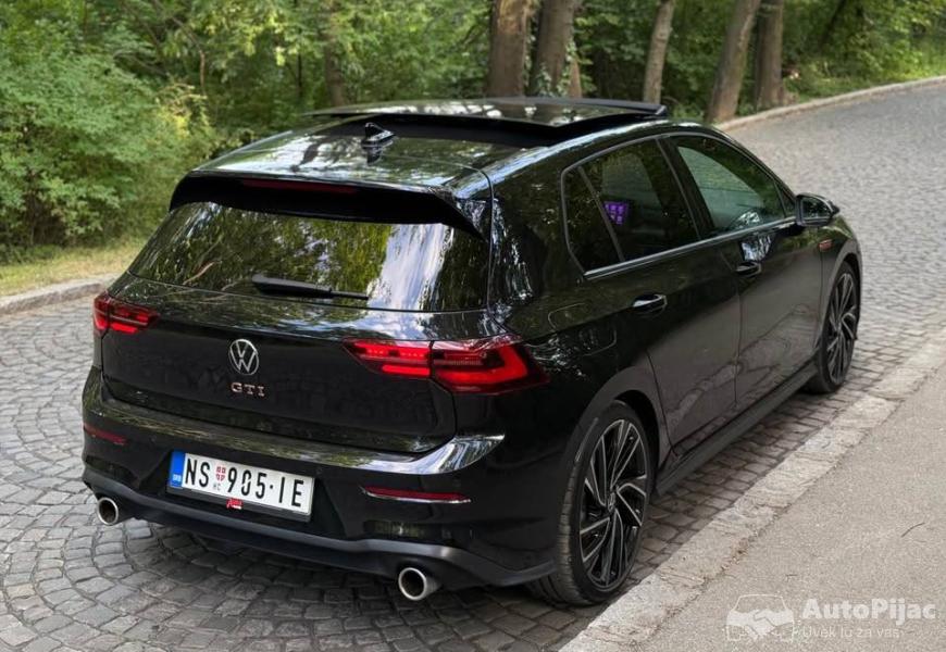 vw_golf_viii_gti_iqpano_5_polovni_automobili_autopijac.rs