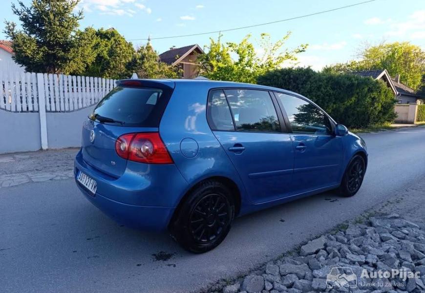 golf_5_16_16v_2_polovni_automobili_autopijac.rs