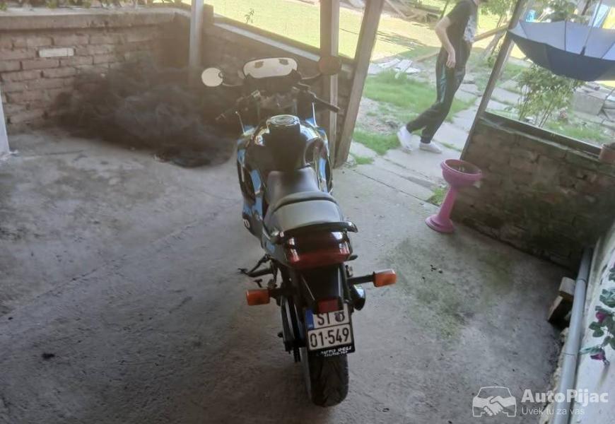 motor_suzuki_600_3_polovni_automobili_autopijac.rs