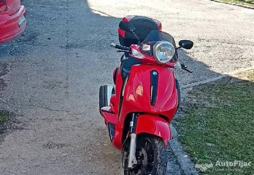piaggo_beverly_500_1_polovni_automobili_autopijac.rs