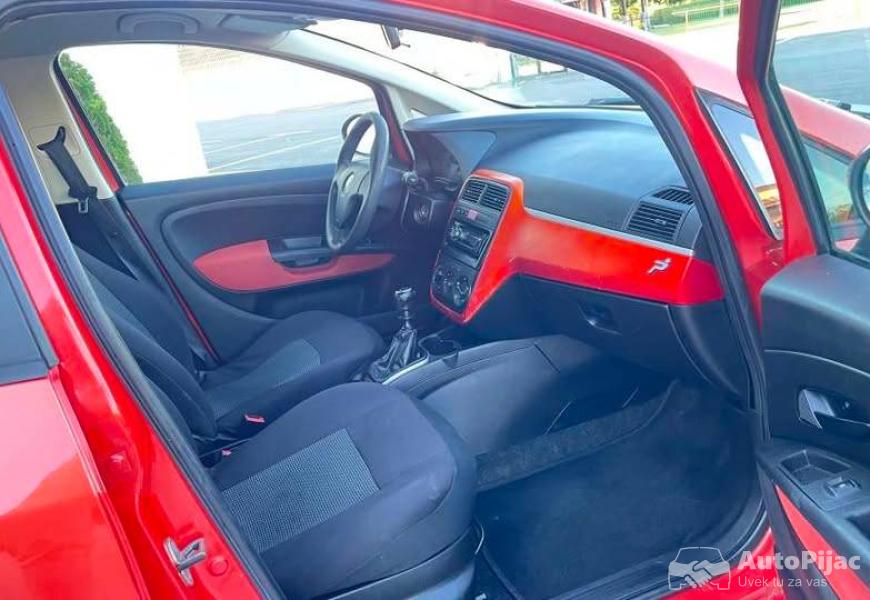 fiat_grande_punto_12_8v_9_polovni_automobili_autopijac.rs