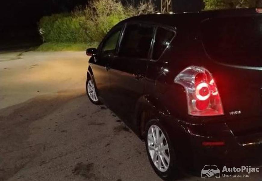 tojota_1_polovni_automobili_autopijac.rs