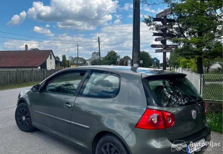 golf_5_hitno_1_polovni_automobili_autopijac.rs