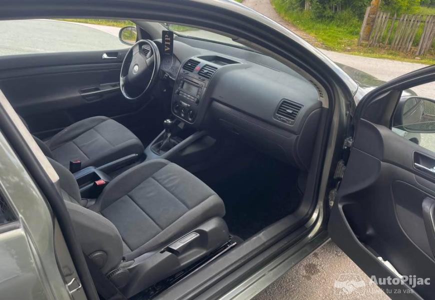 golf_5_hitno_7_polovni_automobili_autopijac.rs