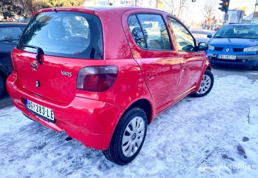 toyota_yaris_10_5_polovni_automobili_autopijac.rs