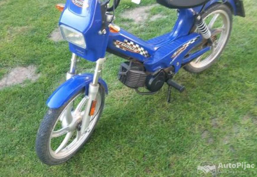 tomos_je_u_fabrickim_stanju_3000e_bez_glupi_pitanj_3_polovni_automobili_autopijac.rs