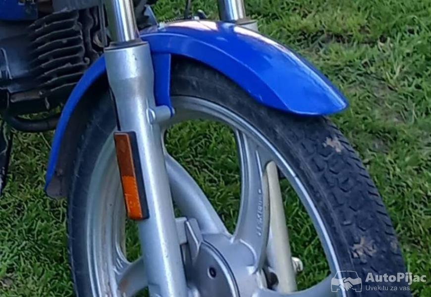 tomos_je_u_fabrickim_stanju_3000e_bez_glupi_pitanj_9_polovni_automobili_autopijac.rs